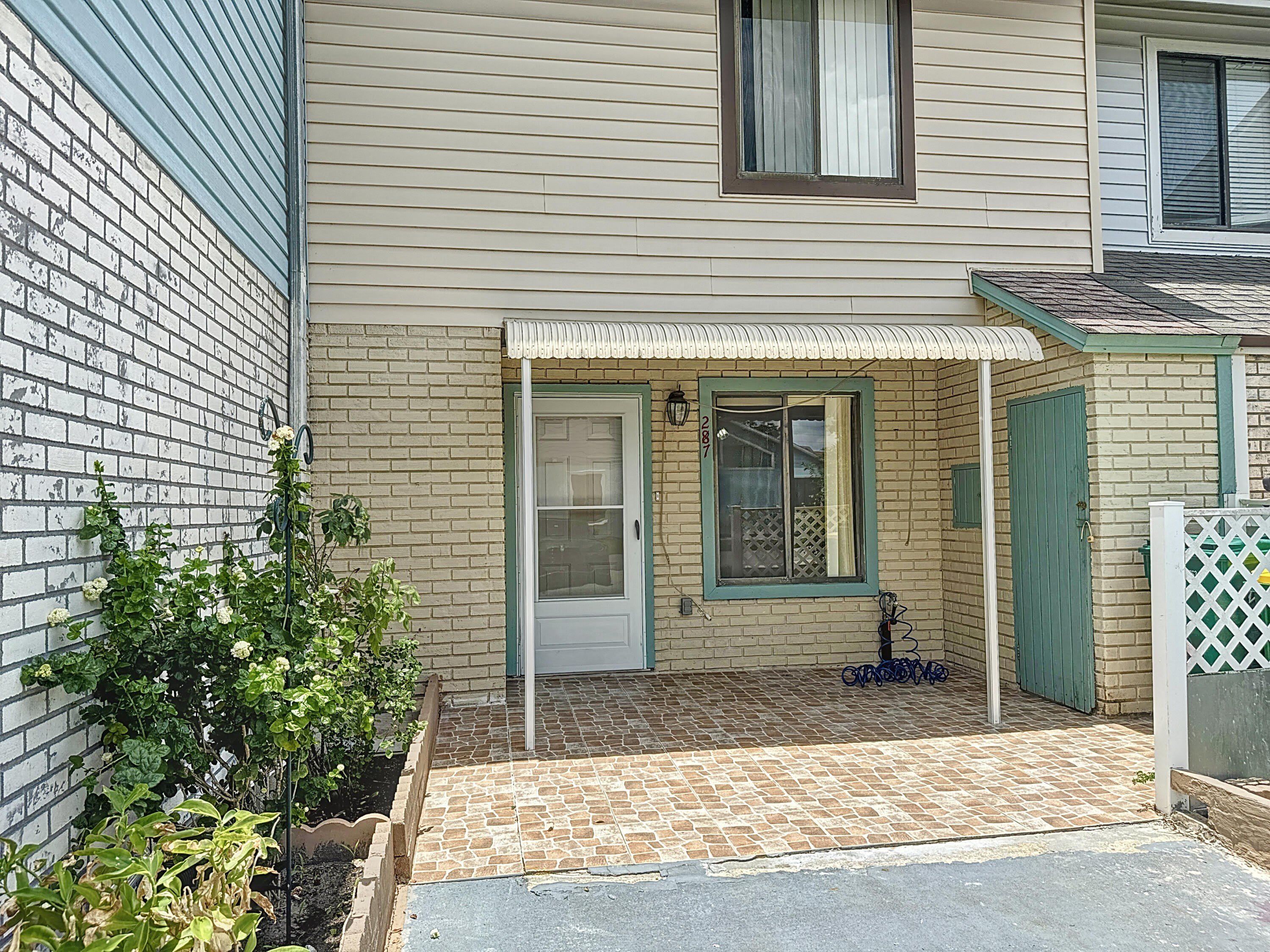 287 Nottingham Place – photo 2