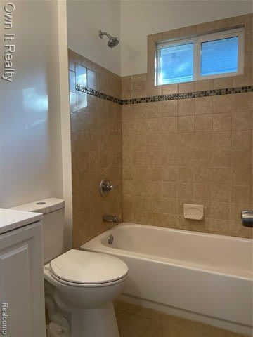 2492 Glendale Street – photo 5