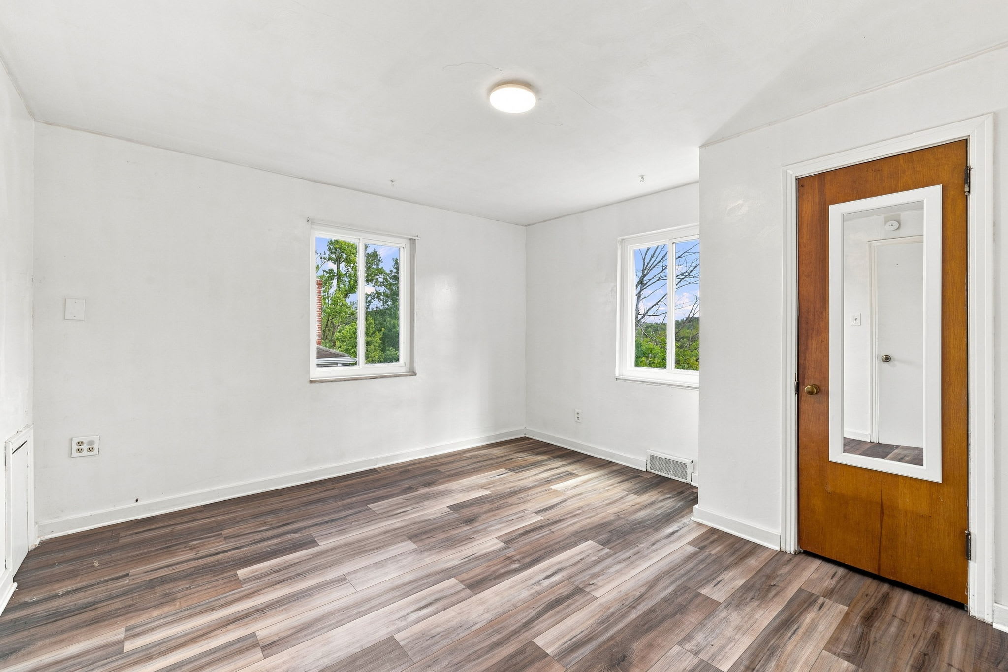 10158 Pearl Road – photo 5