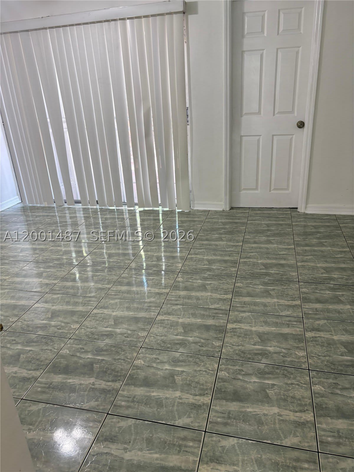 270 NE 142nd St – photo 2
