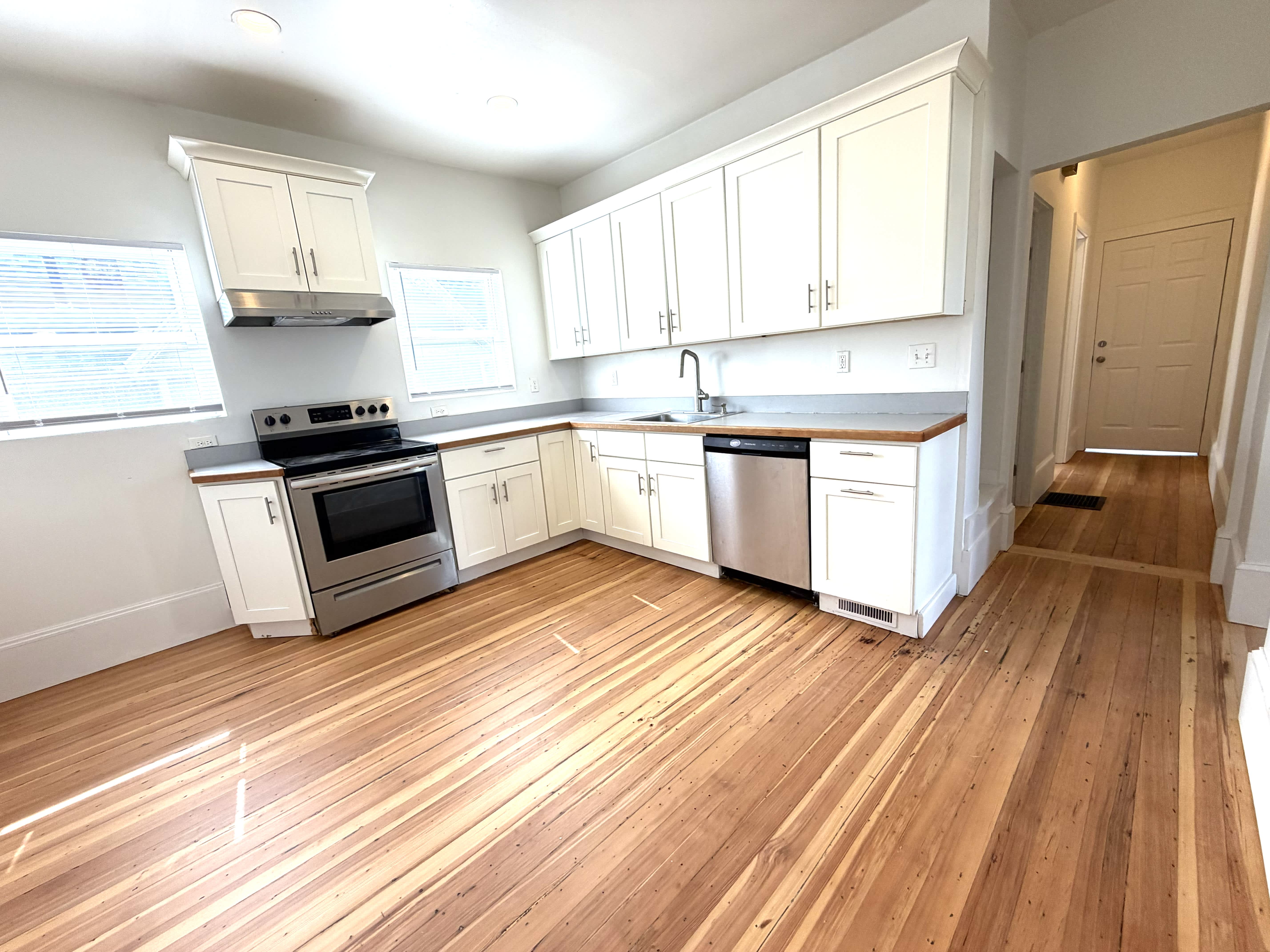 1808 River St – photo 2