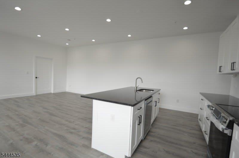 340 Millburn Ave – photo 5