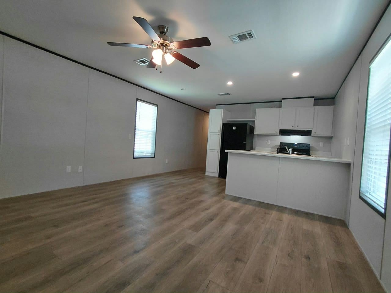 4328 Mailbox Ave – photo 2