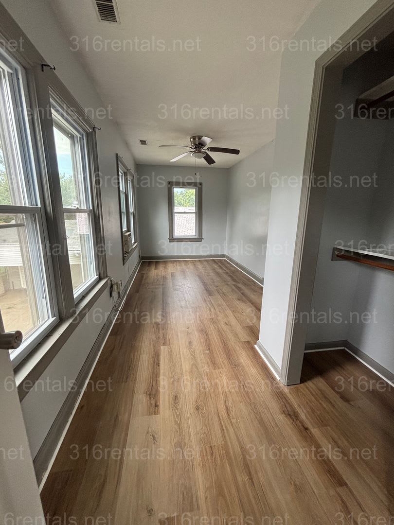 Four bed two bath house available SOON!! – photo 4