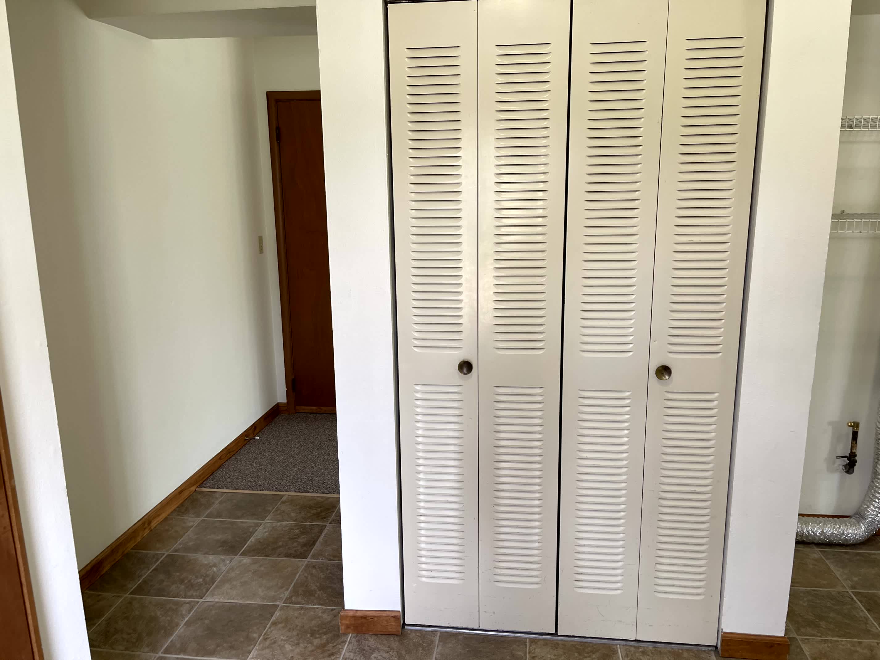 6 Florentine Ct – photo 3