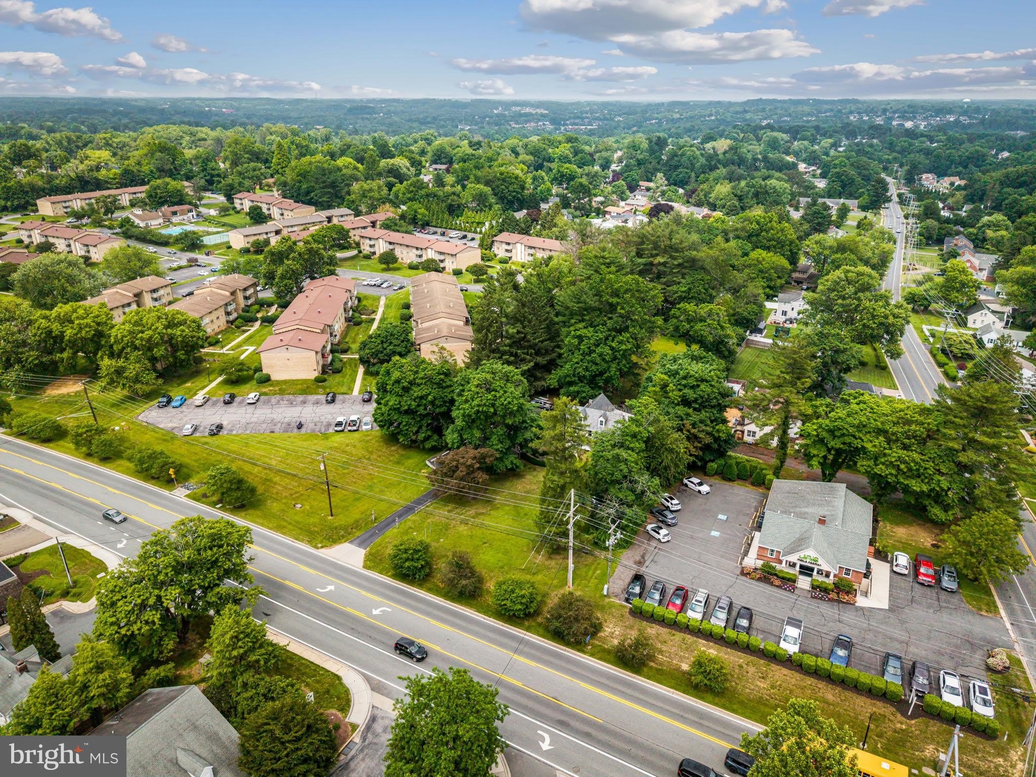 837 S MAIN Street – photo 3