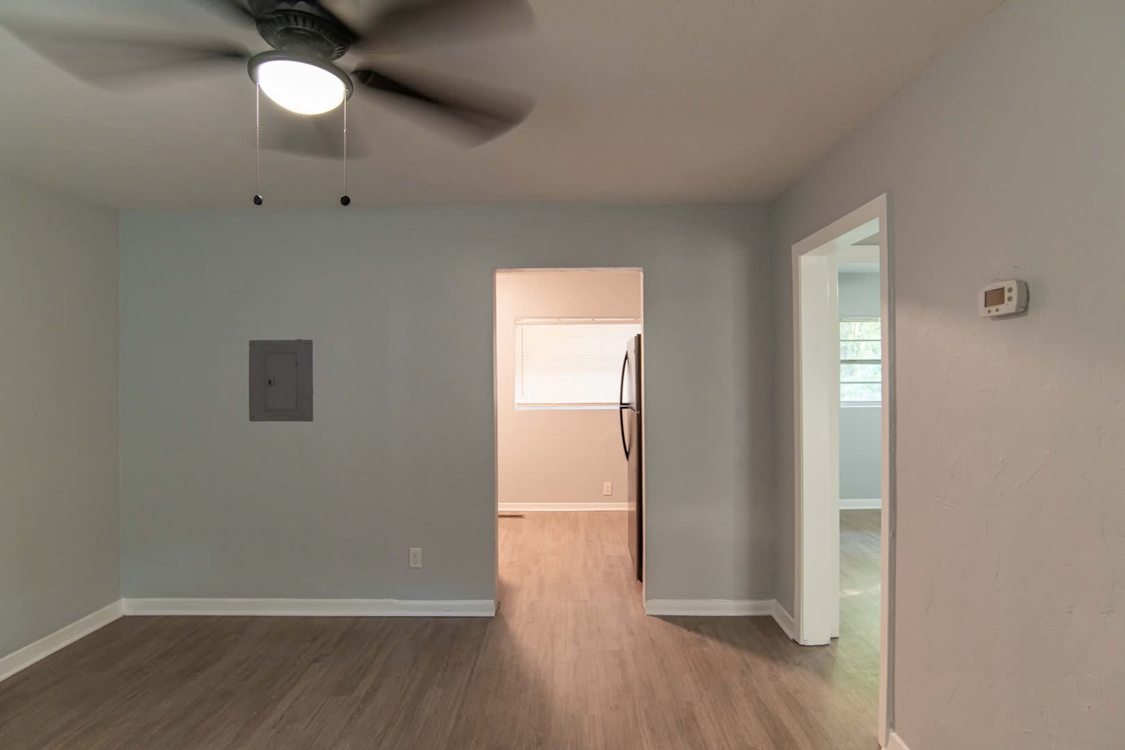 2 Bedroom / 1 Full Bath – photo 5