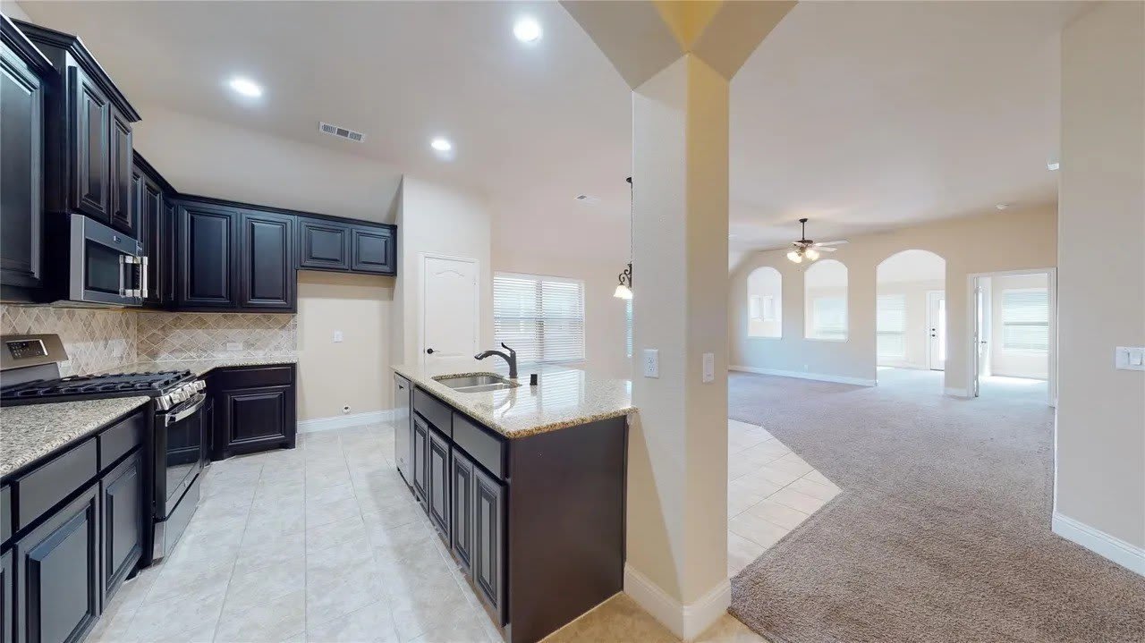 5205 Ambergate Lane – photo 3