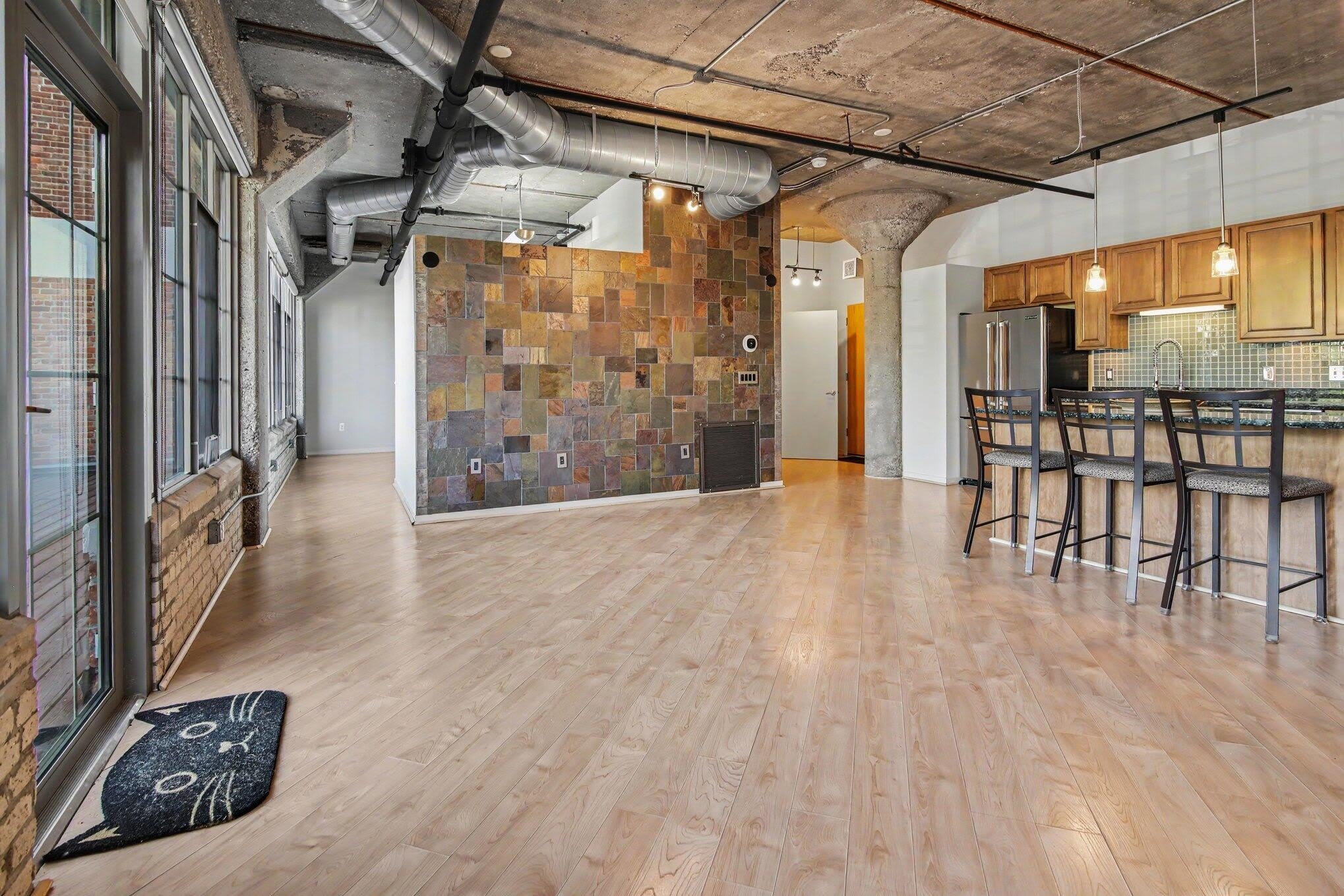 315 2Nd Street – photo 4