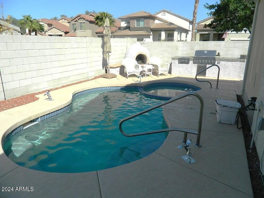 17210 W ELM Street – photo 2