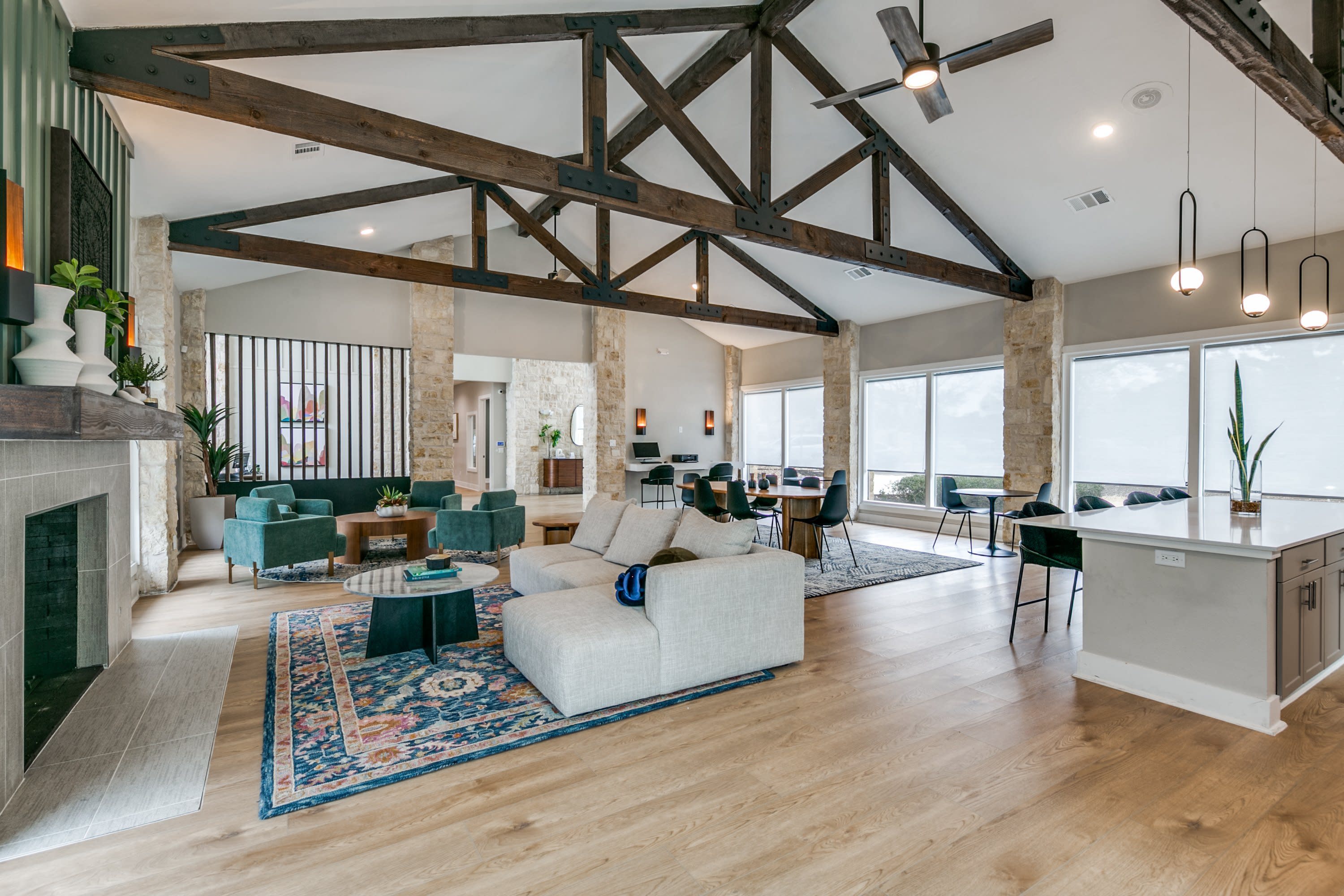 Canyon Ridge Apartments – photo 4