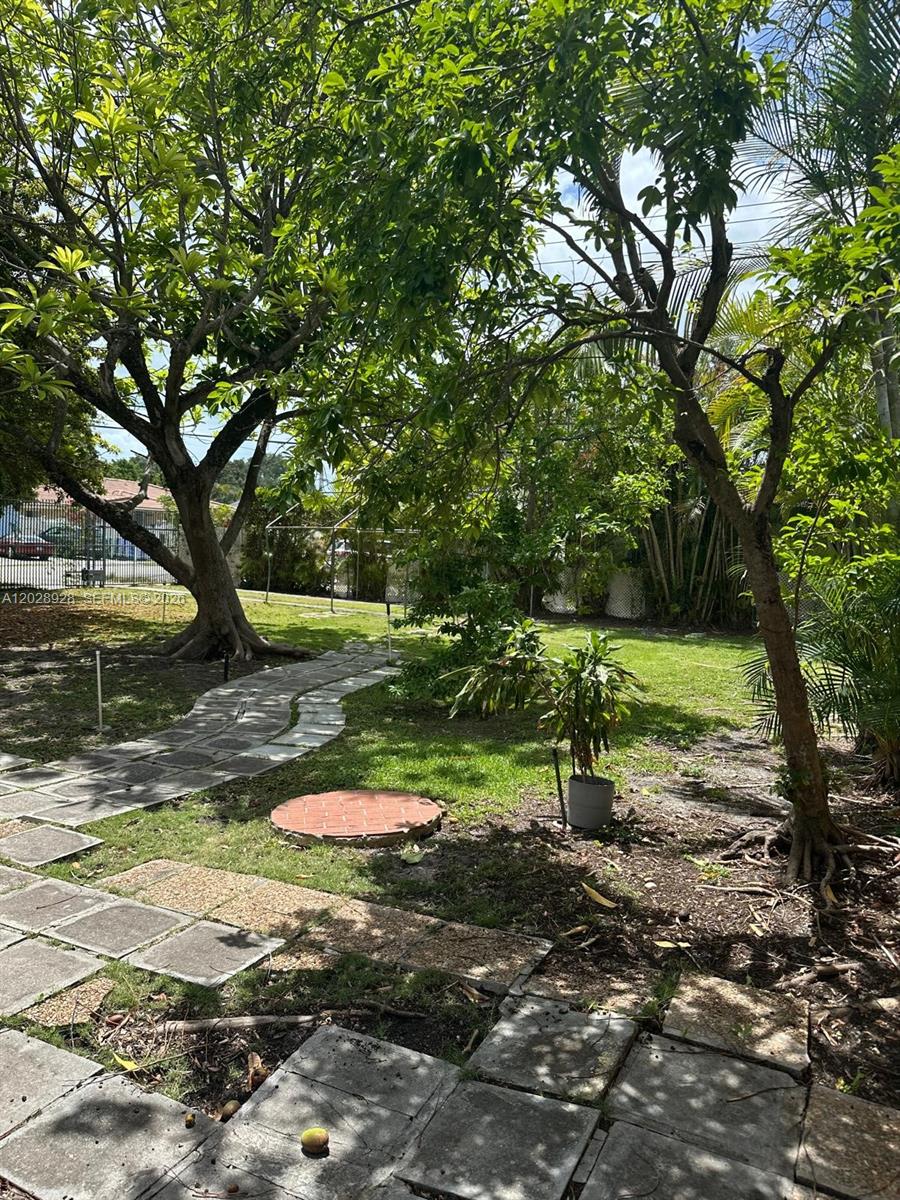 3600 Southwest 26th Street – photo 3
