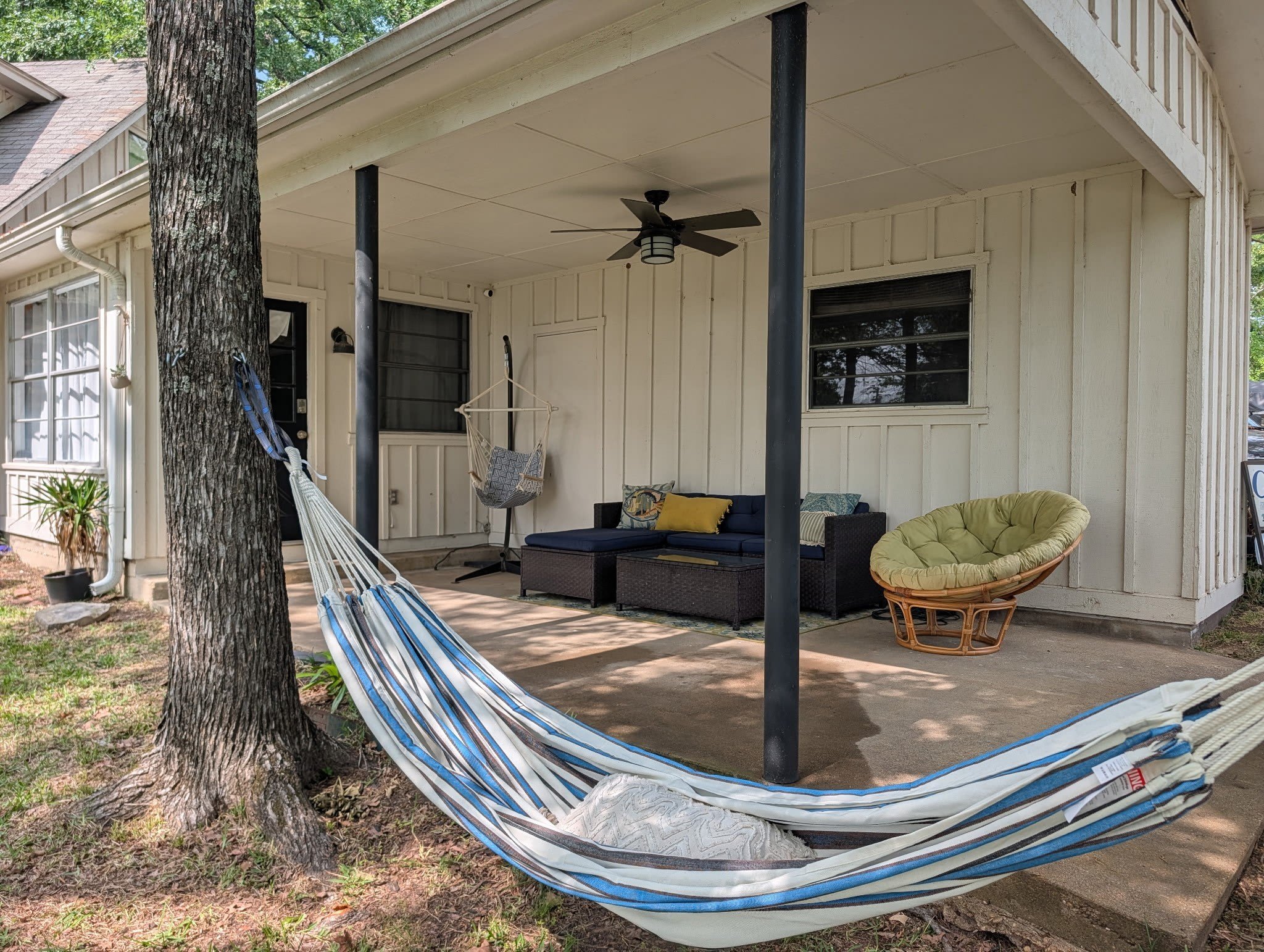 155 Lake Drive – photo 2