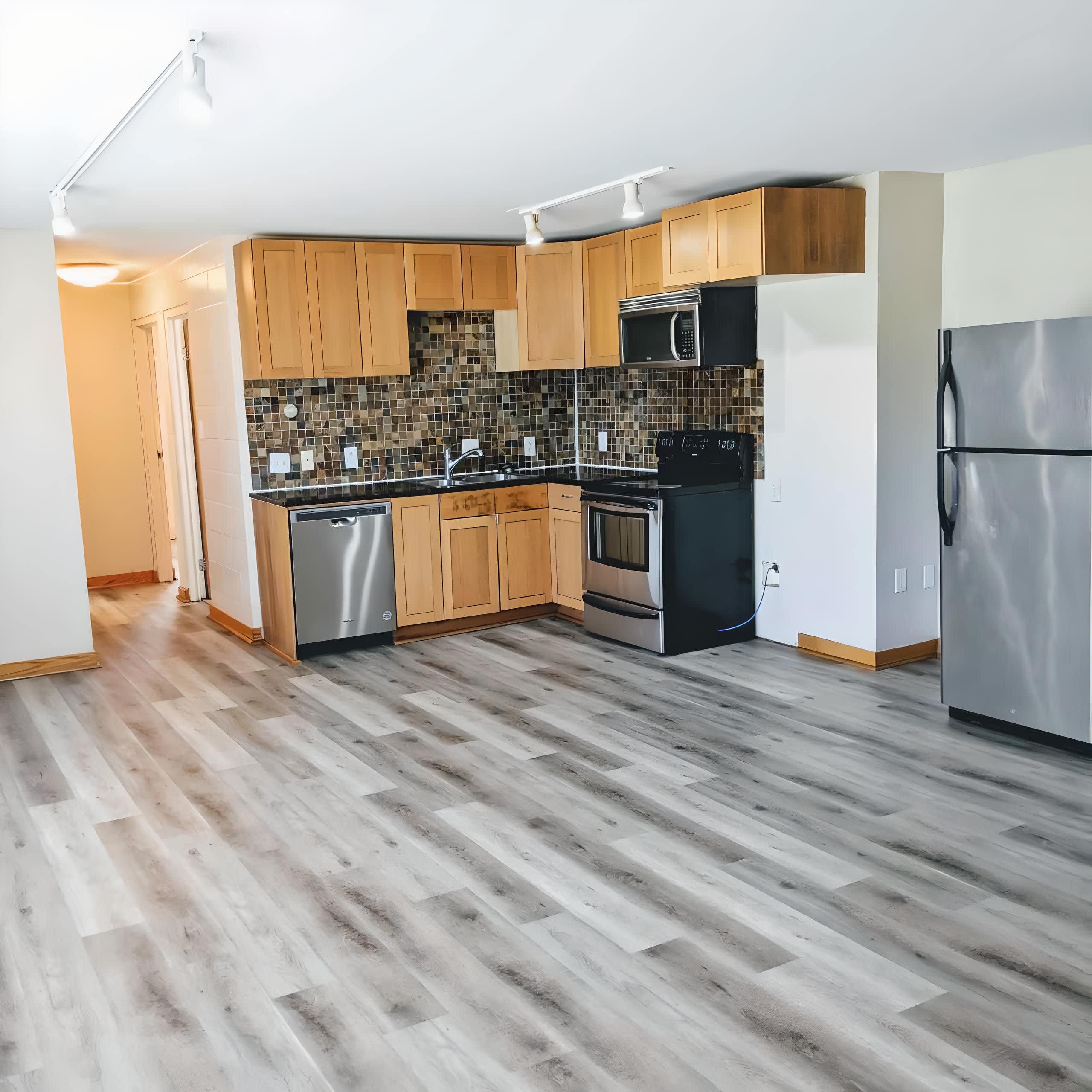 250 West Fuller Avenue – photo 2
