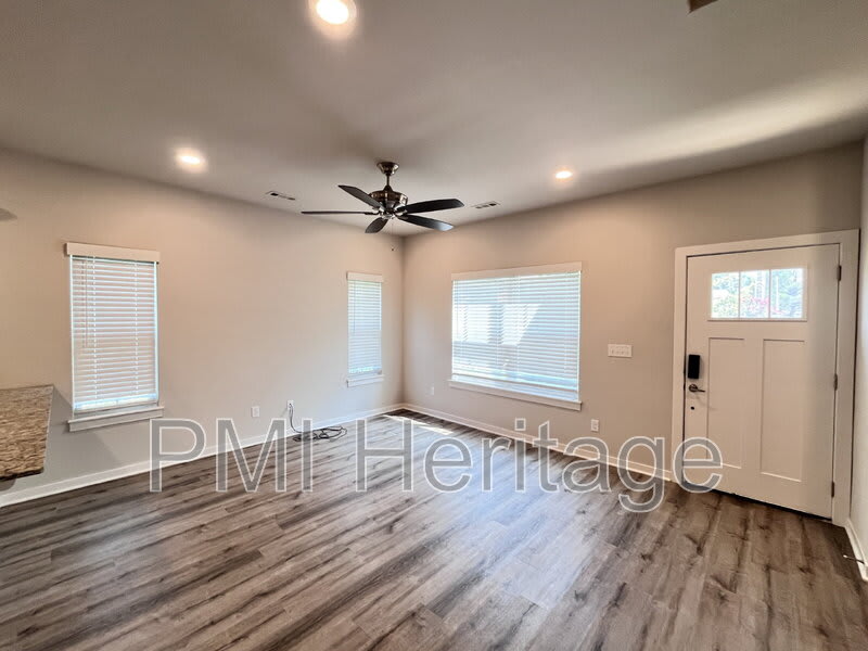 1452 W Sligo St – photo 2