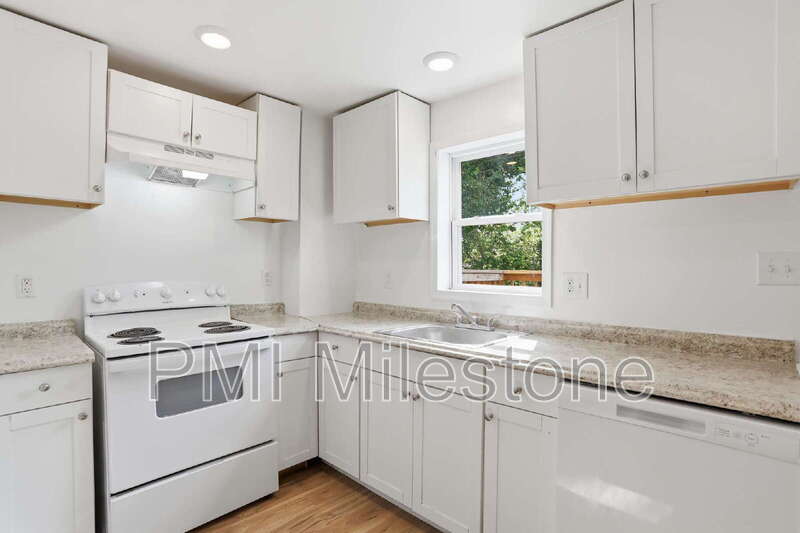 316 N High St – photo 5