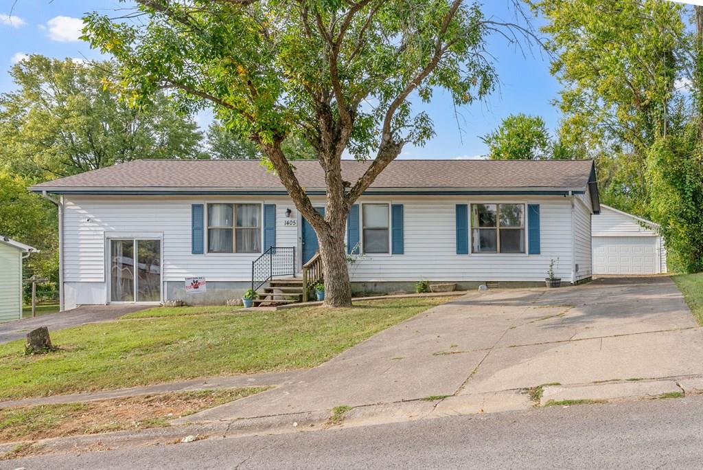 1405 Barberry Place – photo 2