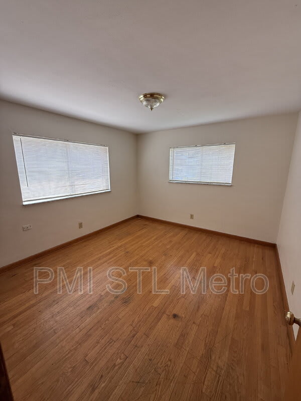 4838 South Broadway Street Unit B – photo 5