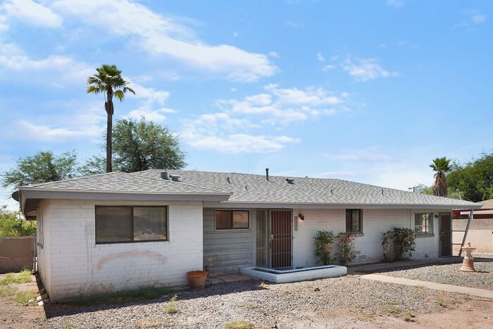 4326 East 14th Street – photo 1