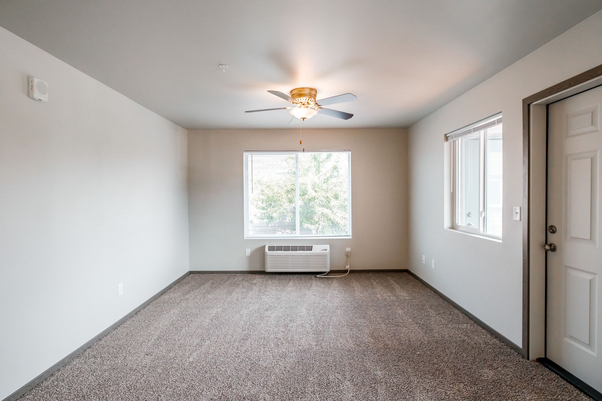 4 Corners Apartments – photo 4