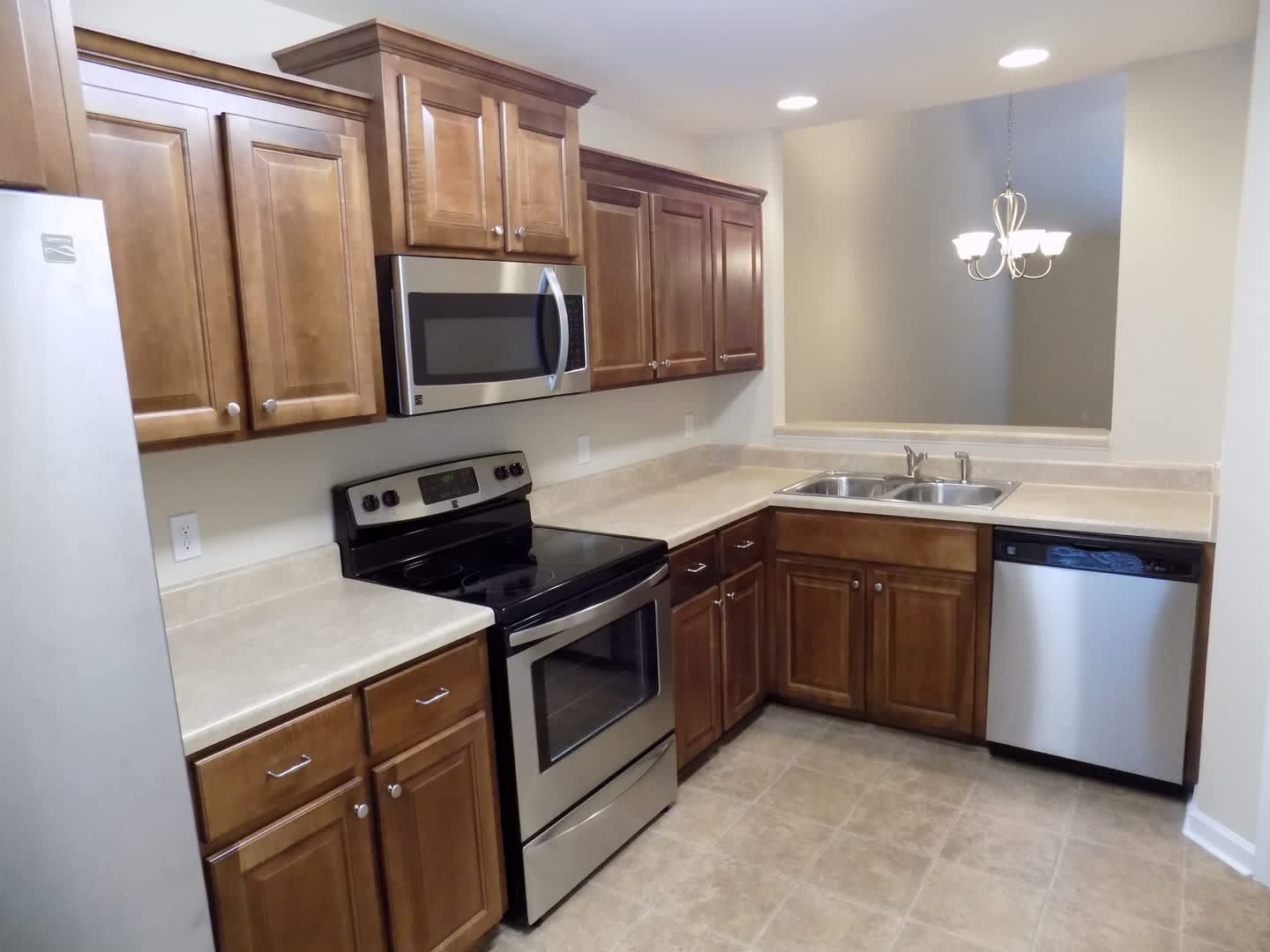 Town Home in Pooler! Move-In Ready – photo 4