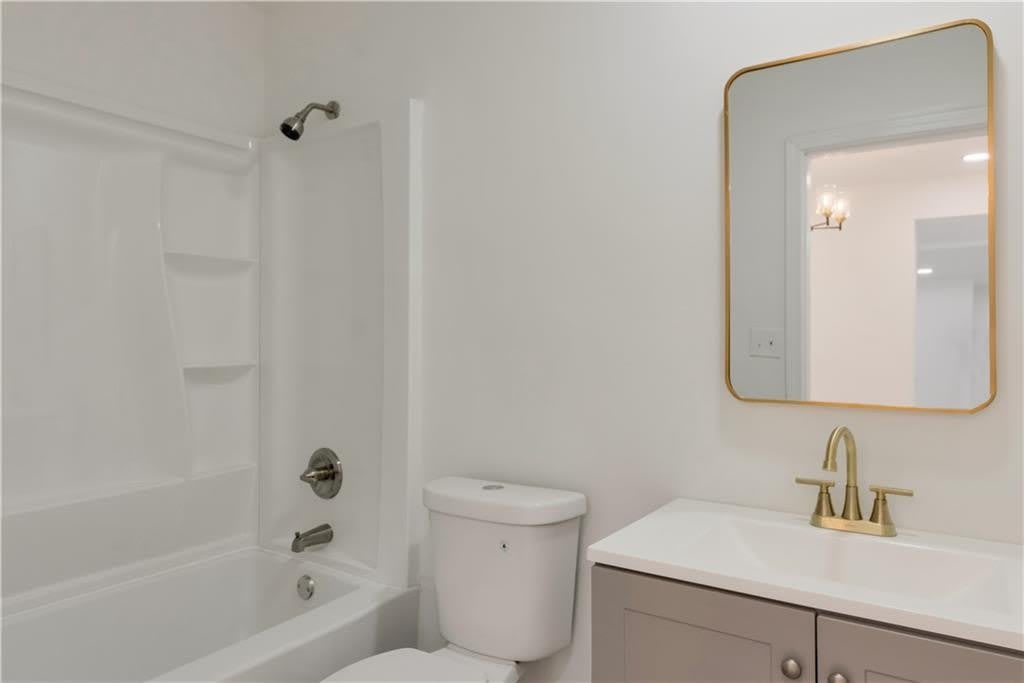 235 Dodd Avenue SW – photo 4