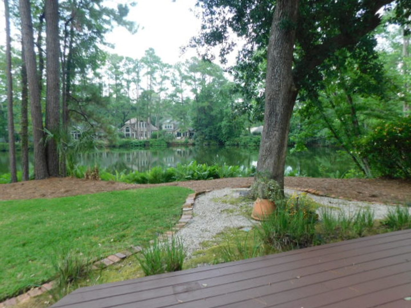 Adorable home in Moss Creek – photo 3