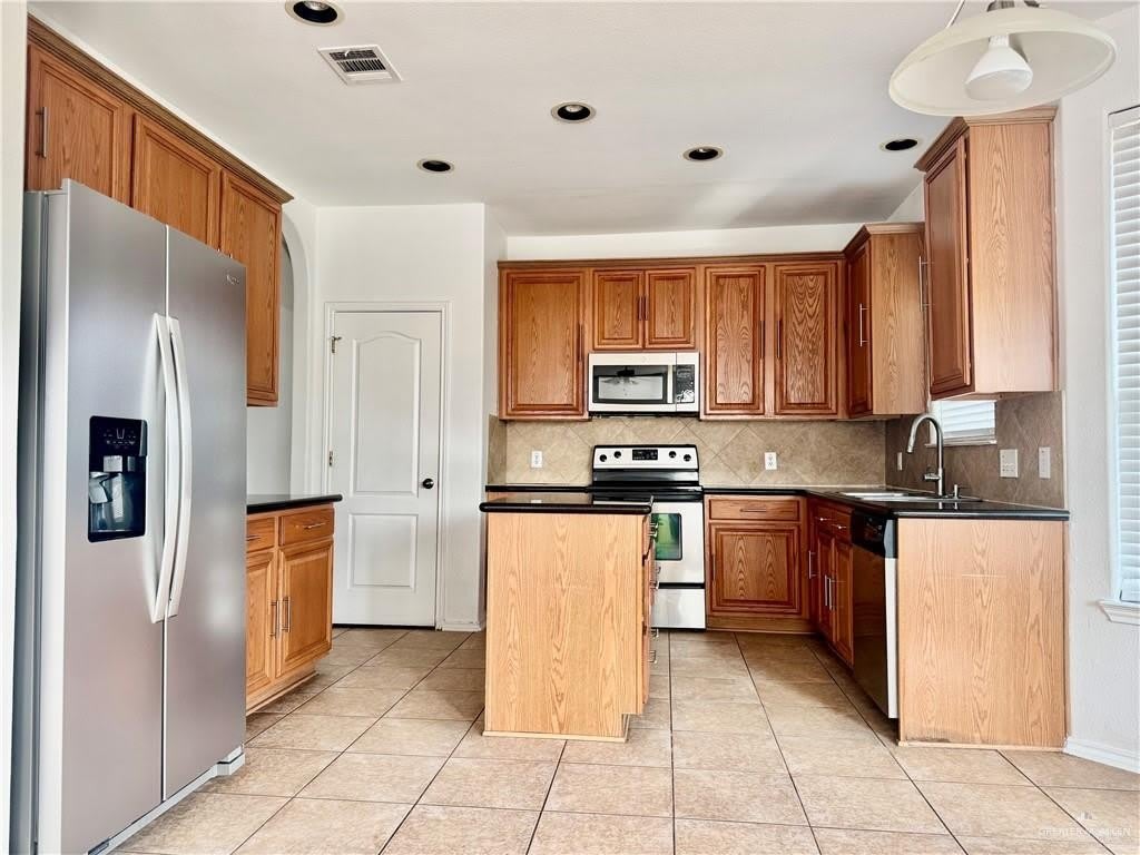 5117 Jasmine Court – photo 2