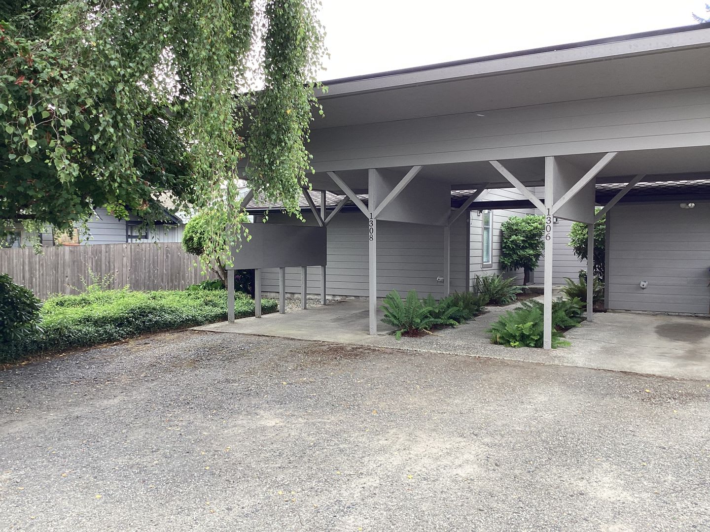 2 Bedroom/ 1 bath duplex – photo 1