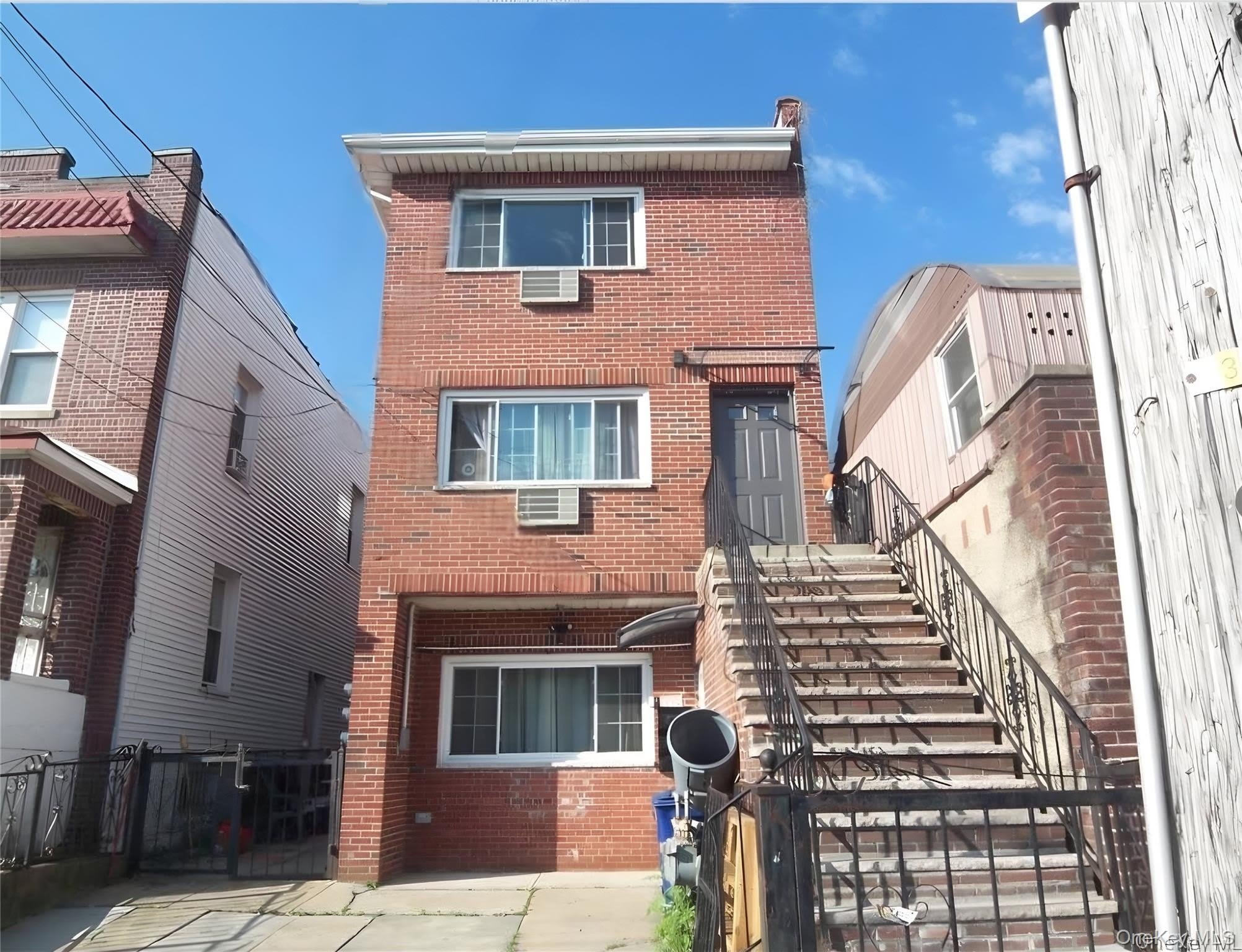 1008 E 228th Street – photo 1