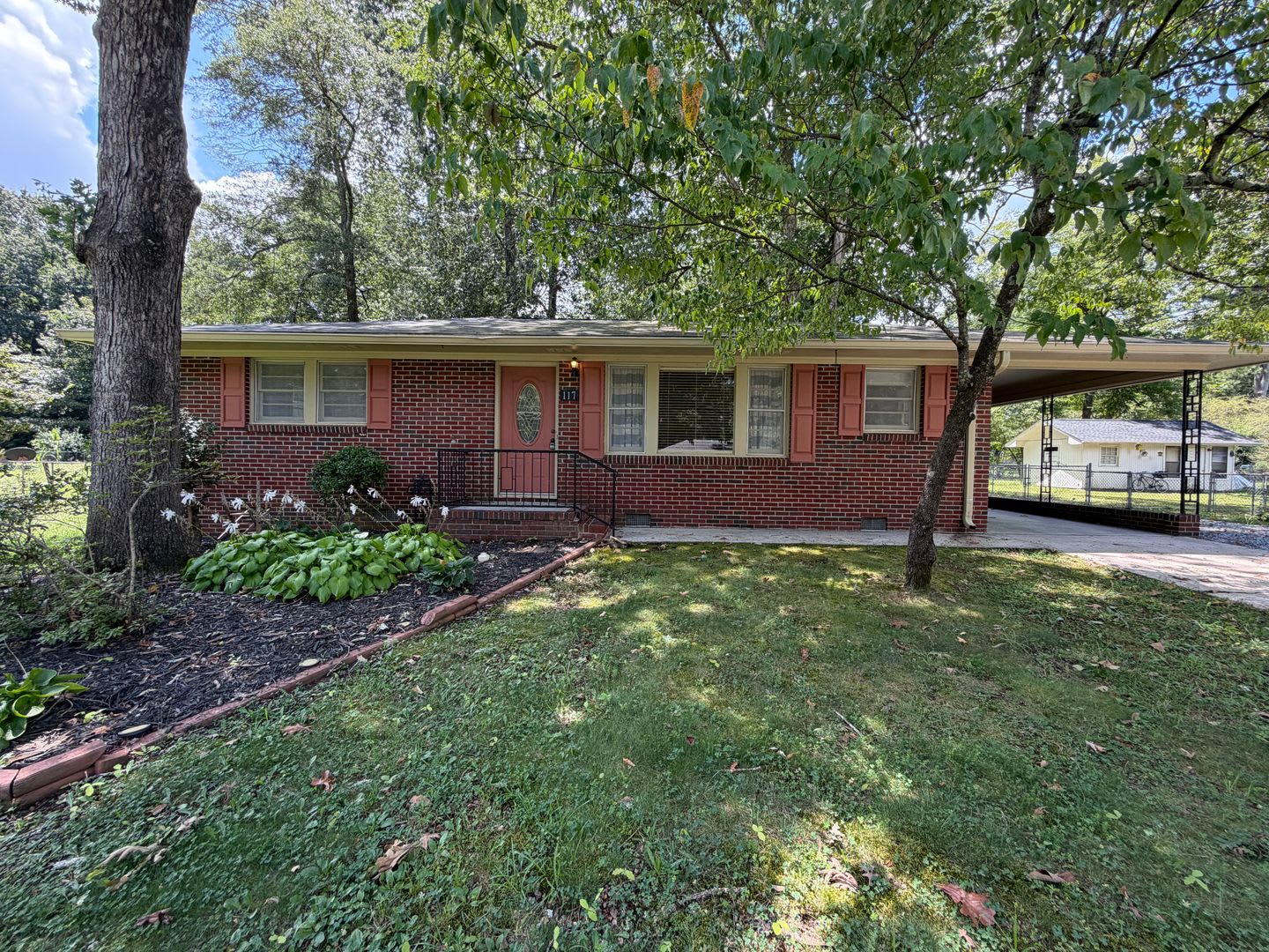 Brick 3/1 House in Garden Lakes- $1,450 – photo 2