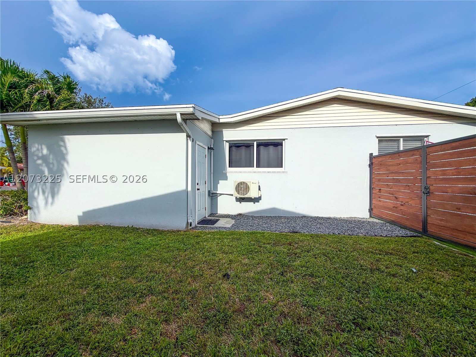 8940 SW 198th Terrace – photo 2
