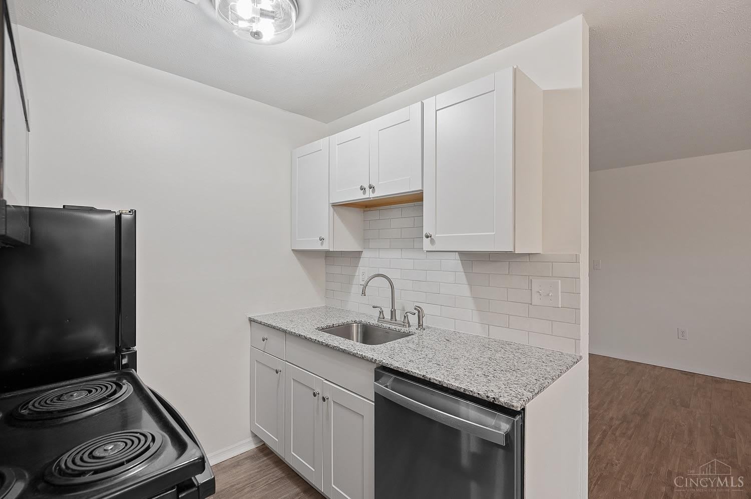 2635 Stanton Avenue – photo 5