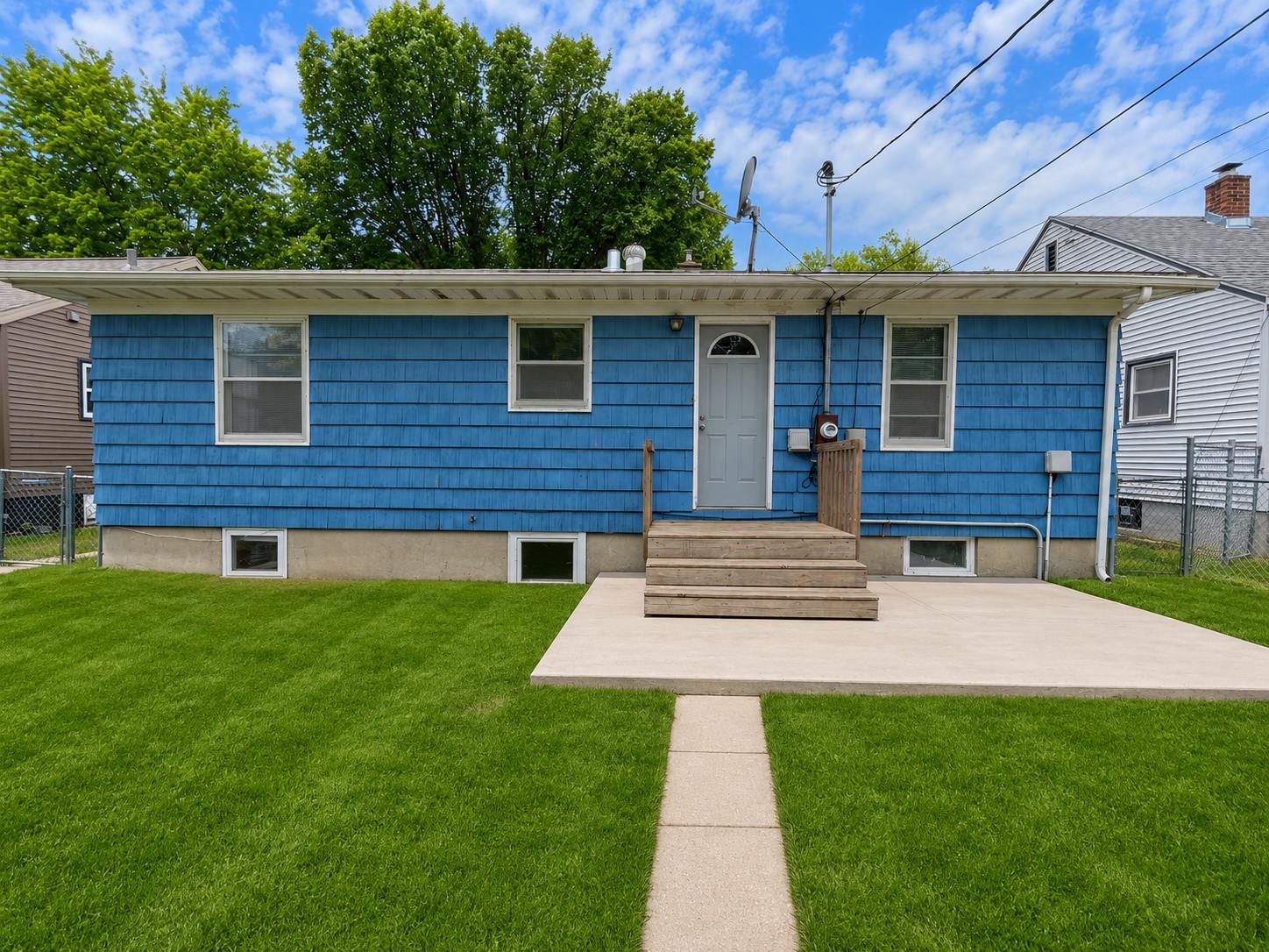 1625 11th St N – photo 2