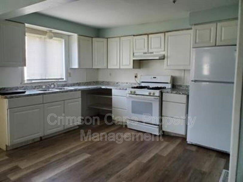 108 Grove St – photo 1