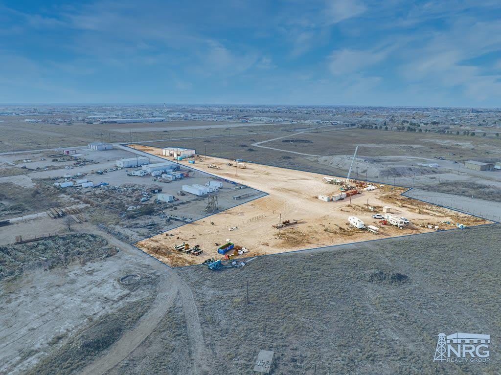 2001 S Crane Ave – photo 1