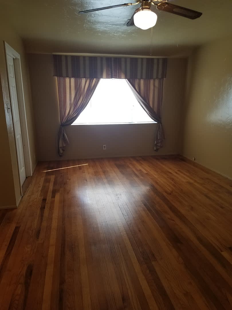 3+ Bed House UTILITIES PAID BY LANDLORD – photo 4