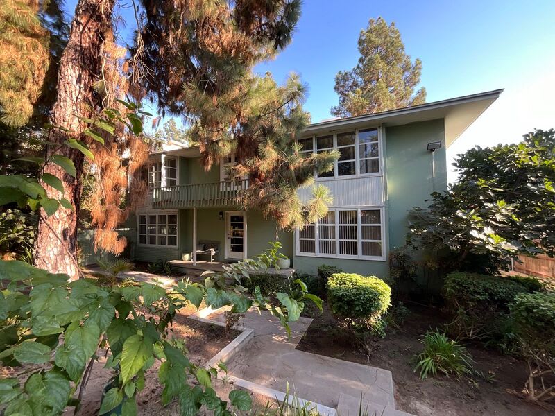 1625 Raymond Hill Rd – photo 2