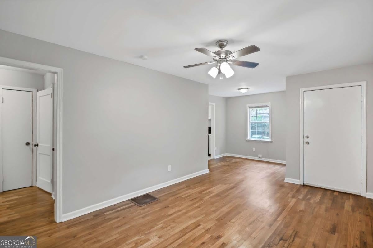 1877 Sumter ST NW – photo 4