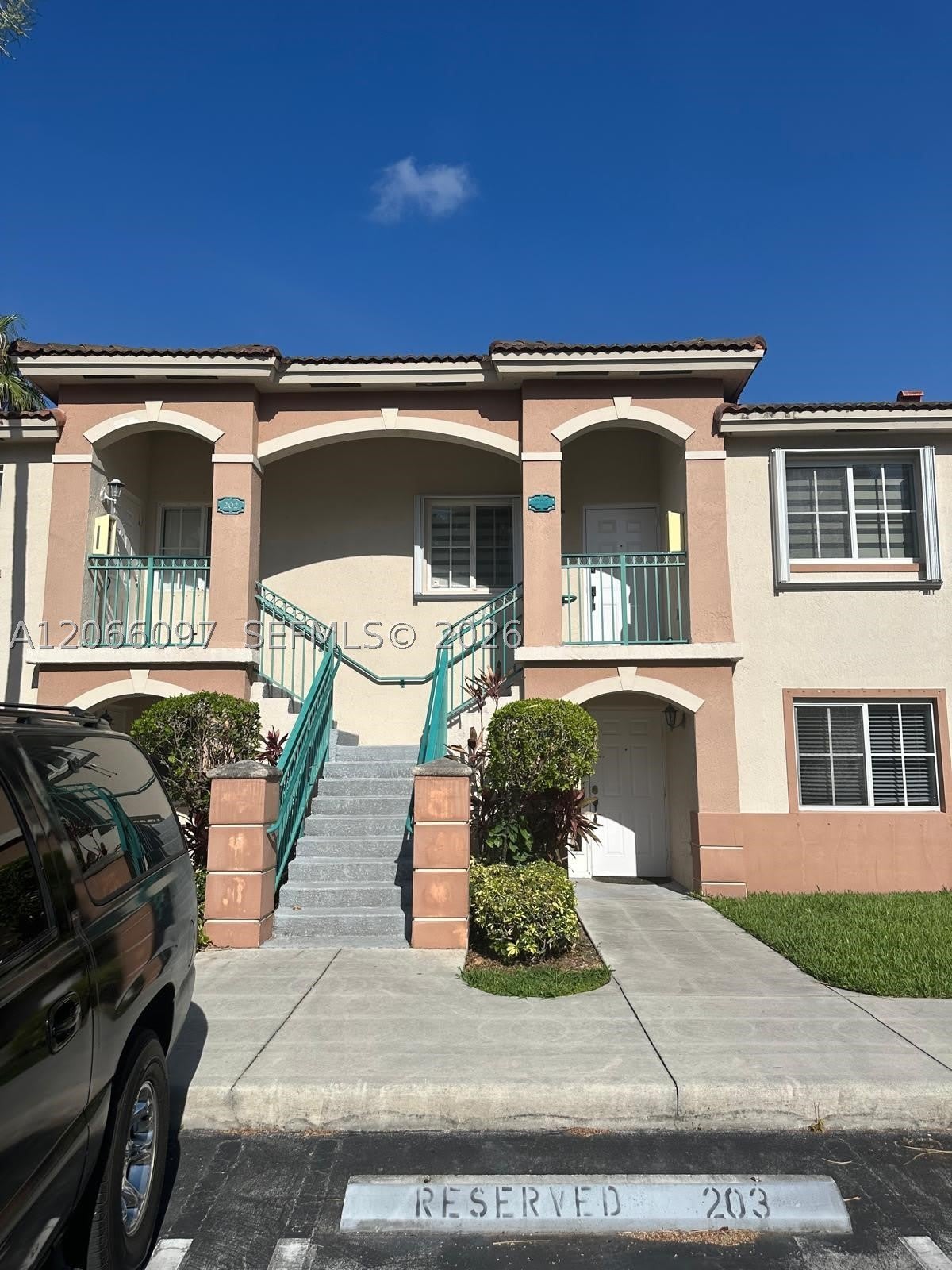 2920 SE 12th Rd – photo 1