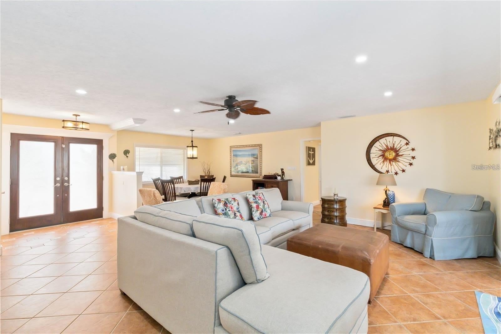 6711 AVENUE C – photo 4