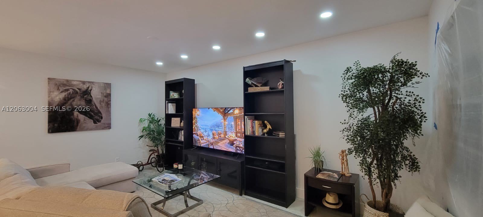 222 Oakridge N – photo 5