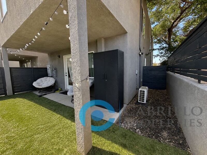 3079 Martin Ave – photo 3