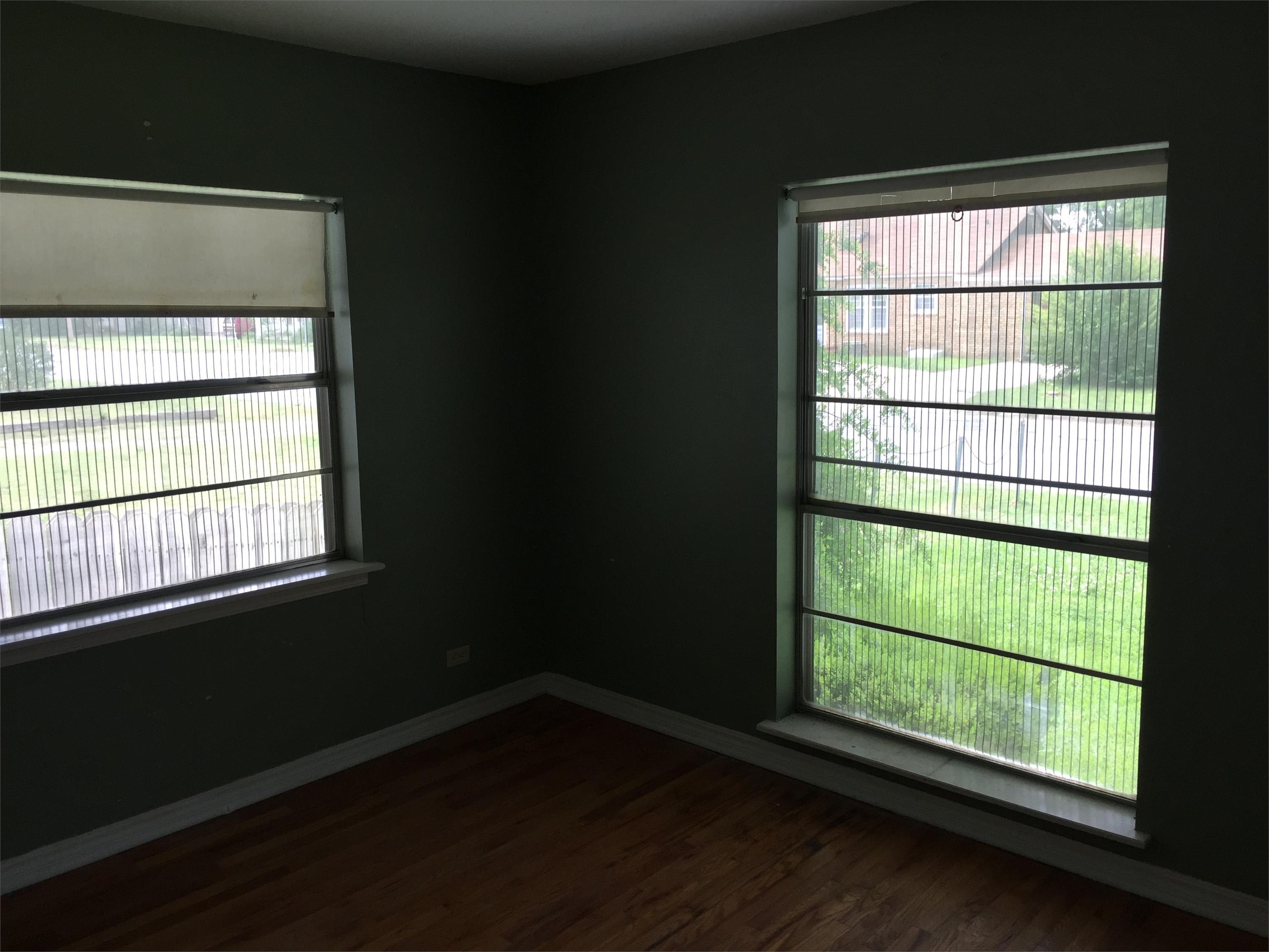805 W Elder – photo 3