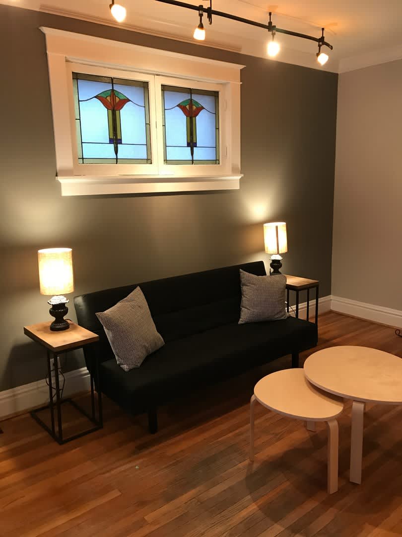 Beautiful Renovated Home near Sublette Park – photo 1