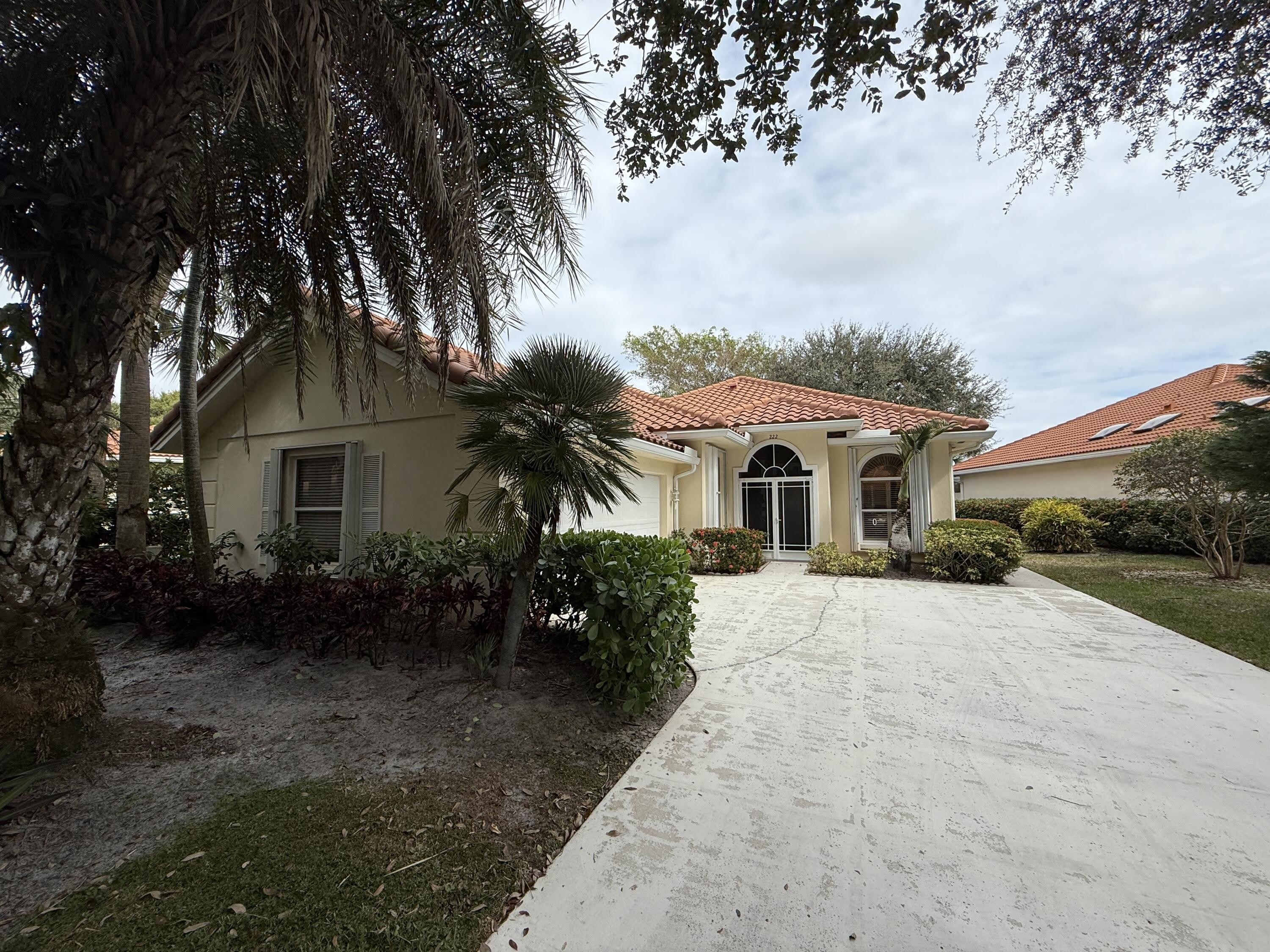 222 E Tall Oaks Circle – photo 2