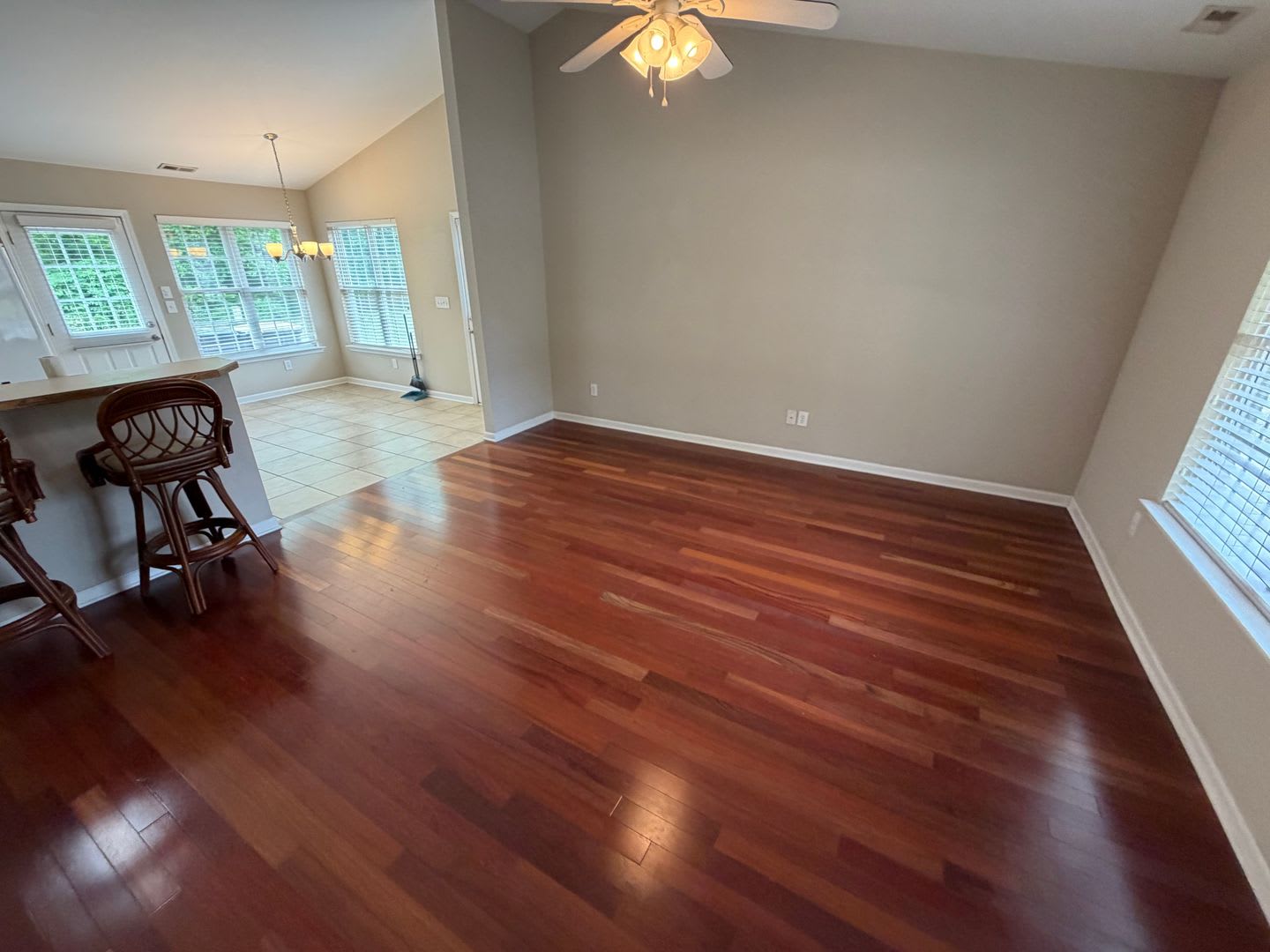 Room in 3 Bedroom Home at Ridge Ave – photo 2