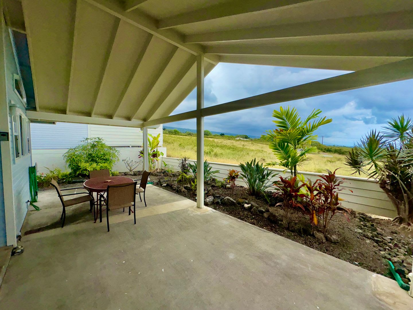 Turn-Key 2-Bedroom Home in The Pines – Ocean & Mountain Views! – photo 4