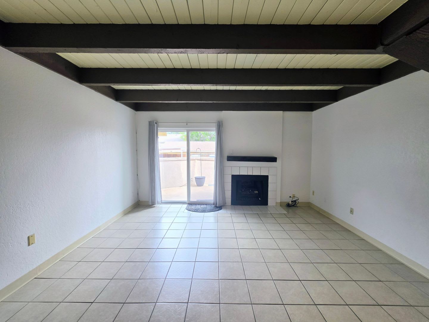 Utilities Included! Charming 2-Bed, 2-Bath Condo in Colorado Springs – photo 4