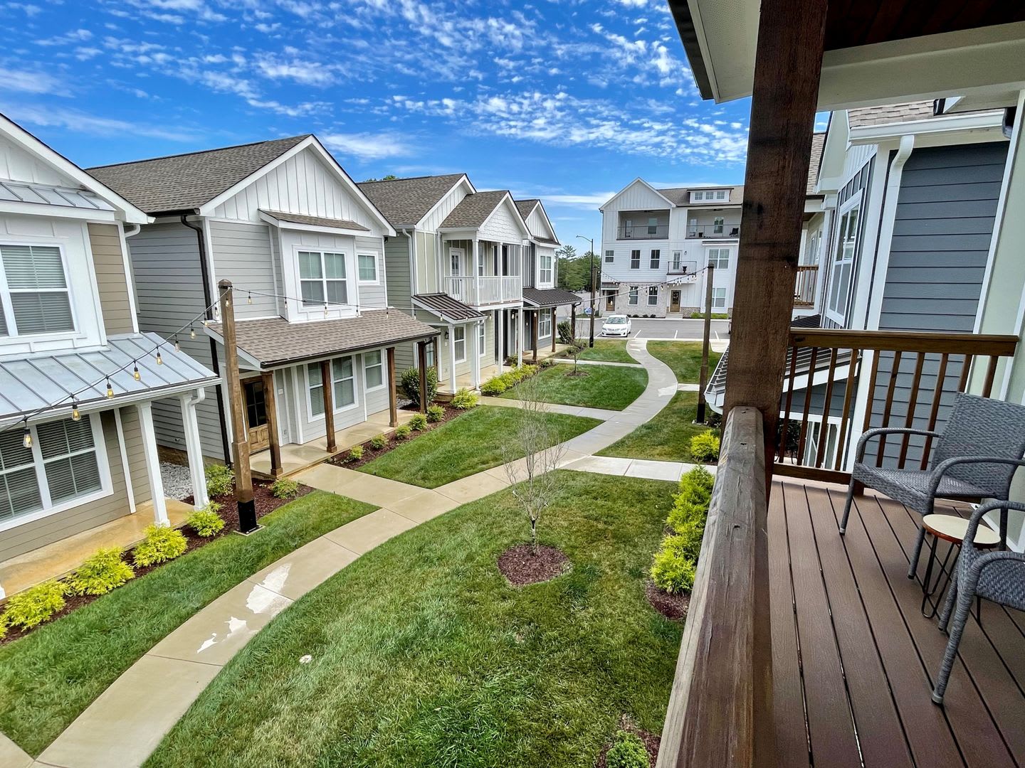 Beautiful 3 Bedroom Townhome At 127 Allison Way Minutes From Tennessee Tech – photo 2
